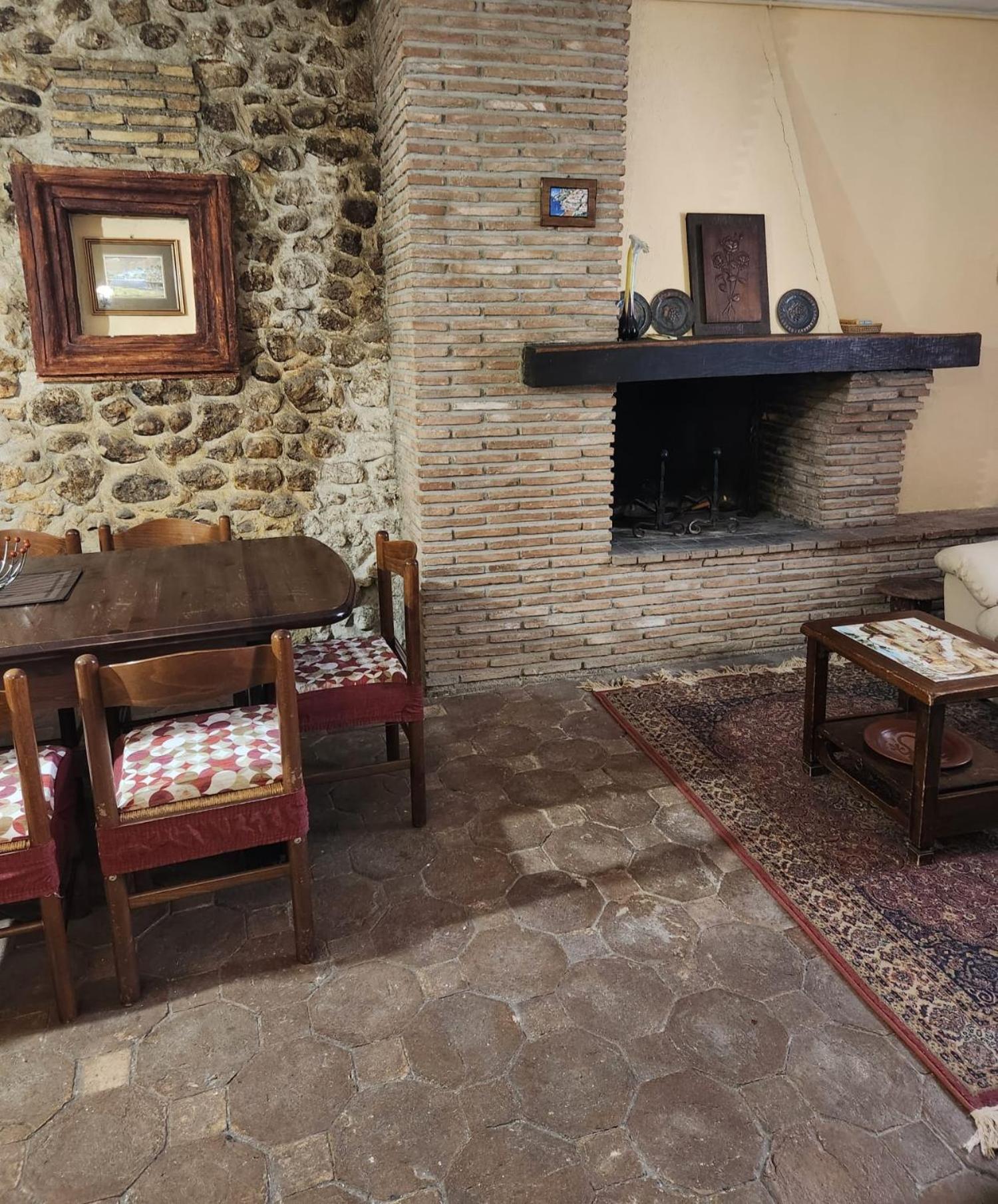 Casa A Scale Villa Сулмона Екстериор снимка